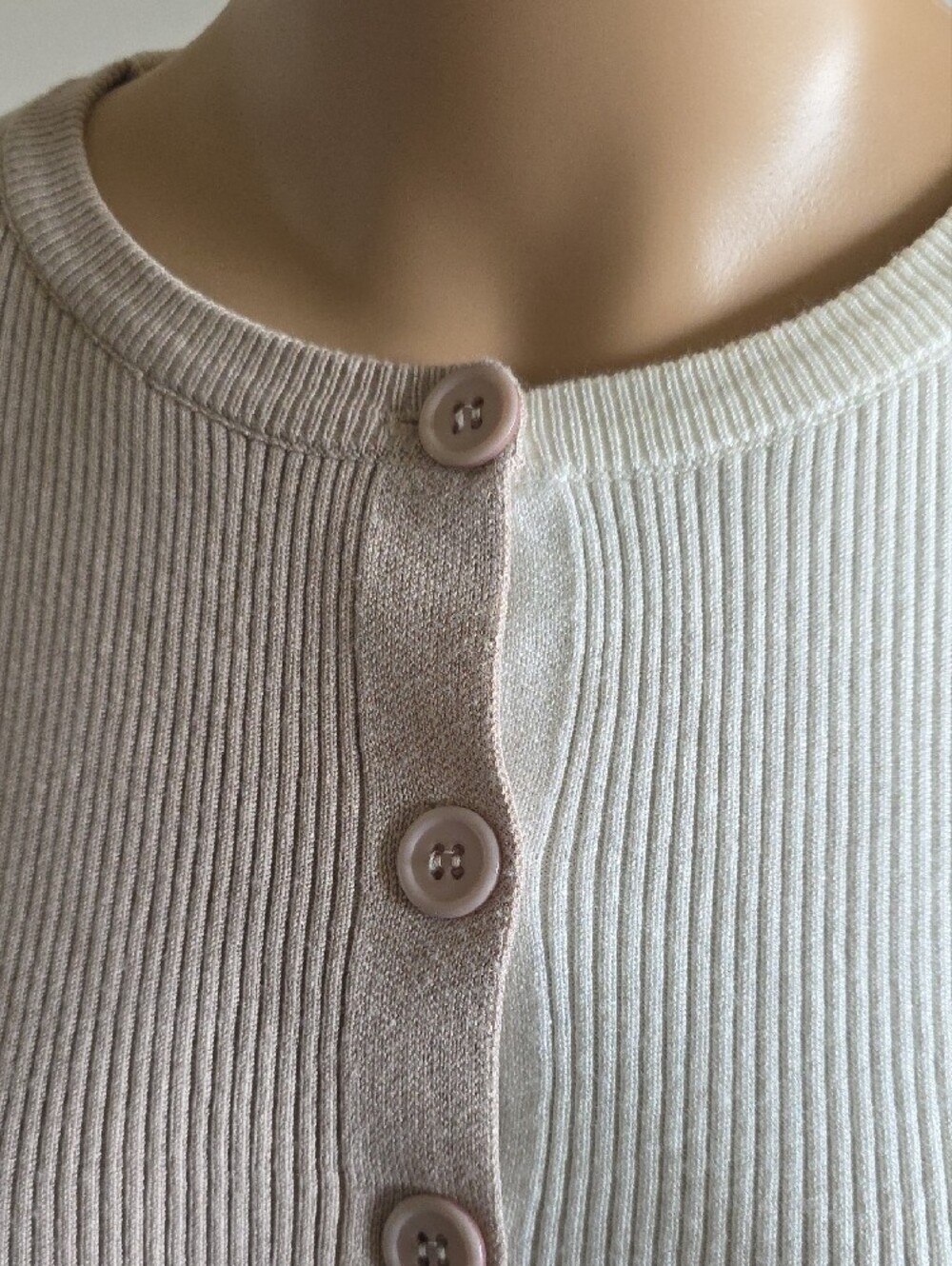 Crescent Cream Ribbed Button-Front Cardigan - Picture 3 of 7